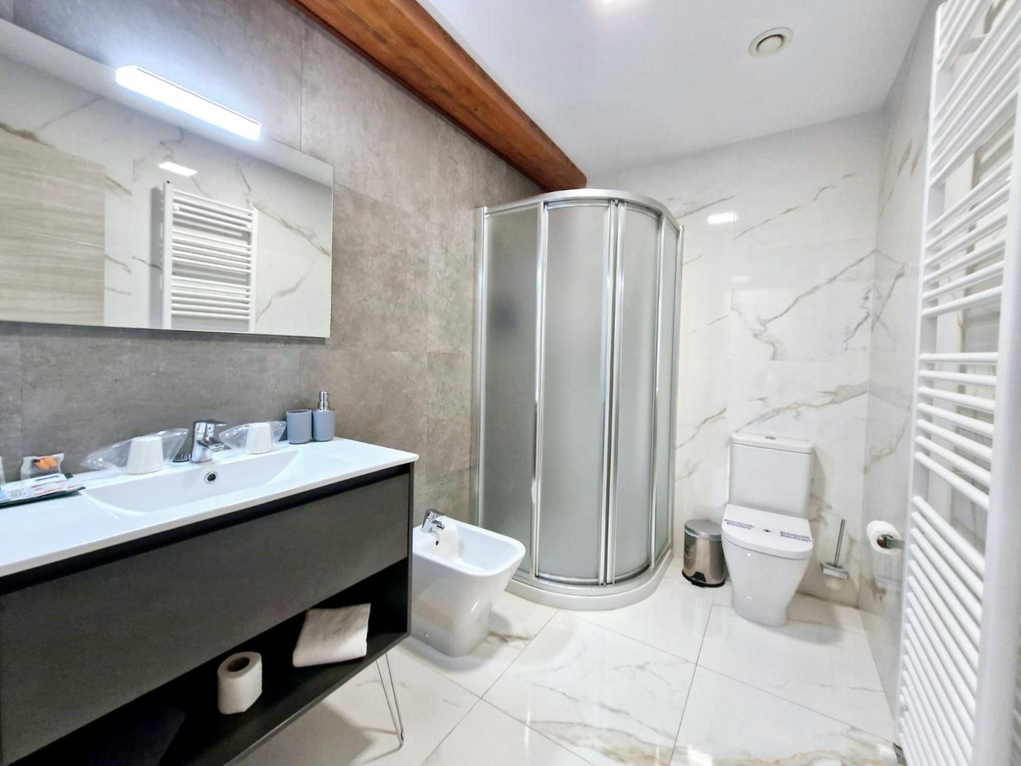 Feeling Home - Suites&Rooms Leon Ngoại thất bức ảnh