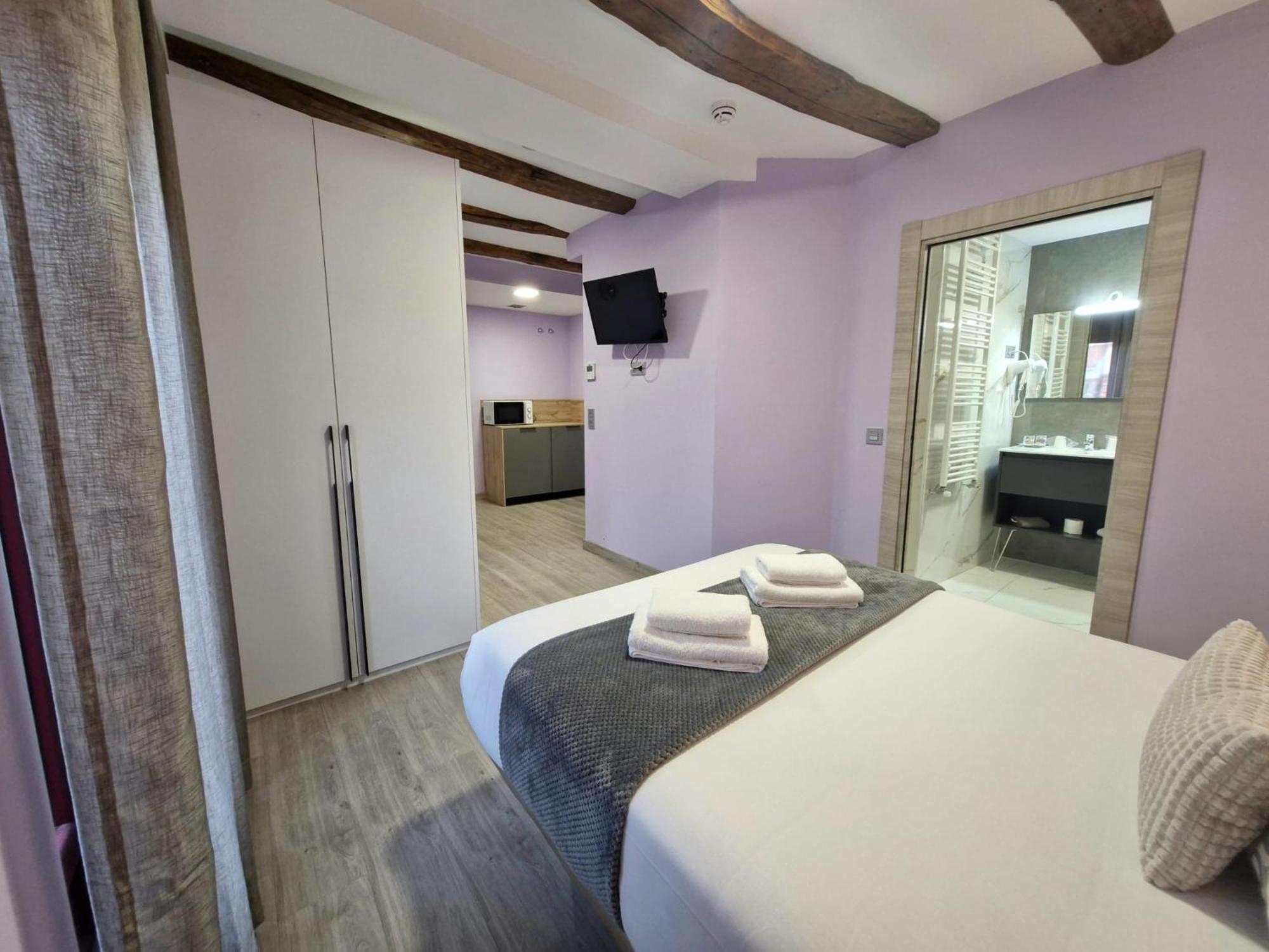 Feeling Home - Suites&Rooms Leon Ngoại thất bức ảnh